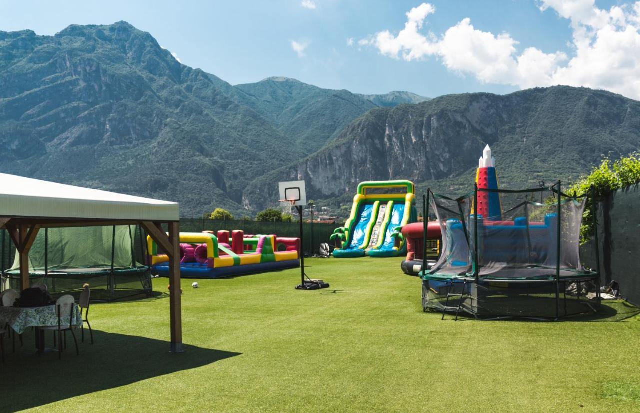 Campagnola Con Giardino Privato E Due Da Letto Riva del Garda